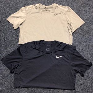 Men’s medium Nike dri fit shirts